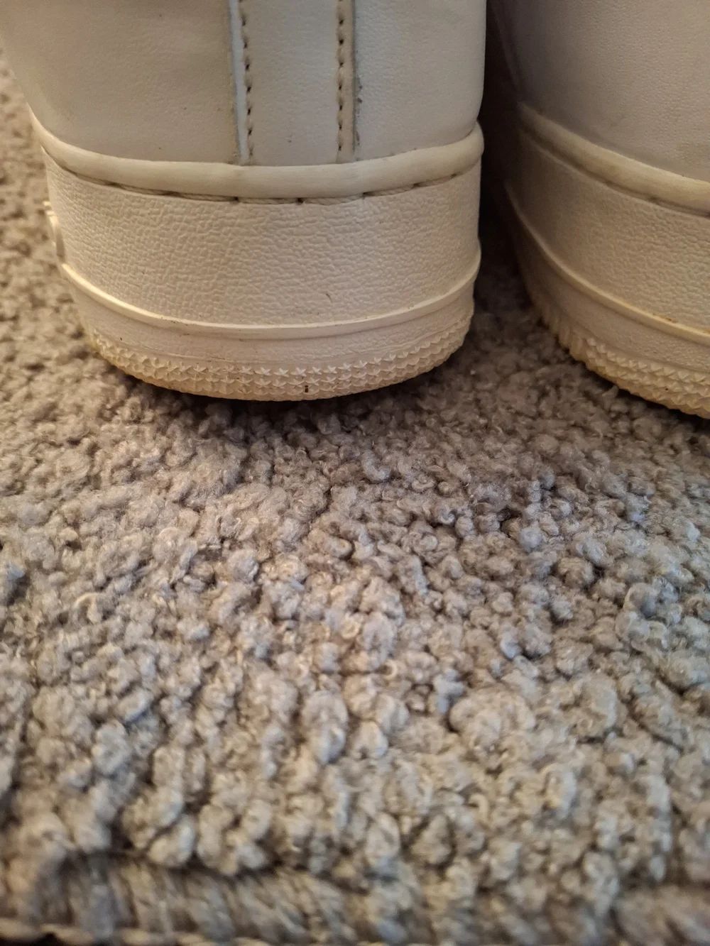 Nike Mens Classic White Air Force 1 Low-Top Sneakers Sz 12